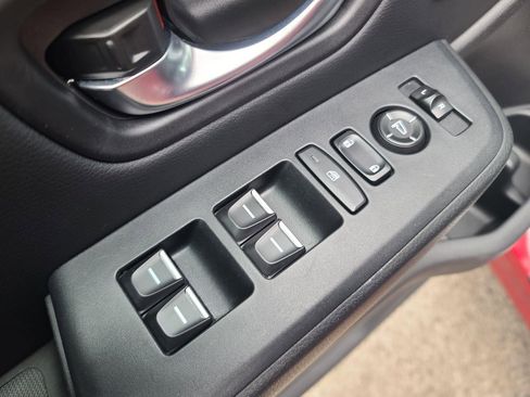 Used 2023 Honda Pilot EX-L image 11