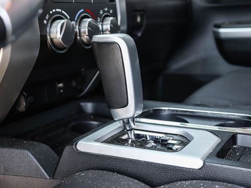 Used 2017 Toyota Tundra SR5 RWD image 19