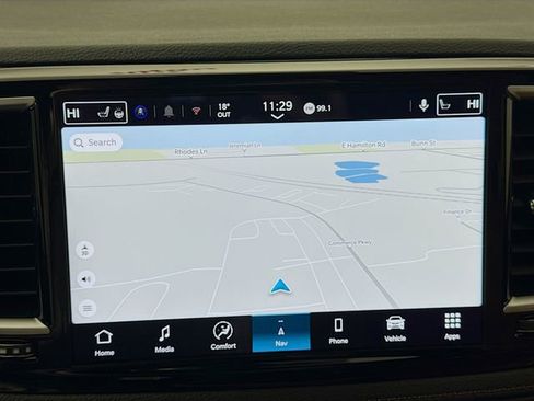 New 2026 Chrysler Pacifica Pinnacle image 13