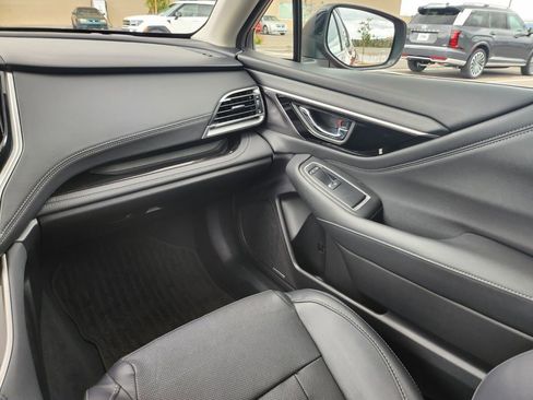 Used 2024 Subaru Outback Limited image 24