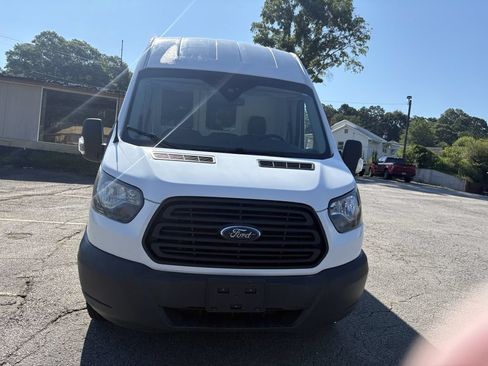 Used 2017 Ford Transit 250 148 High Roof RWD image 9