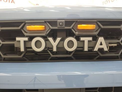Used 2025 Toyota 4Runner SR5 RWD image 10