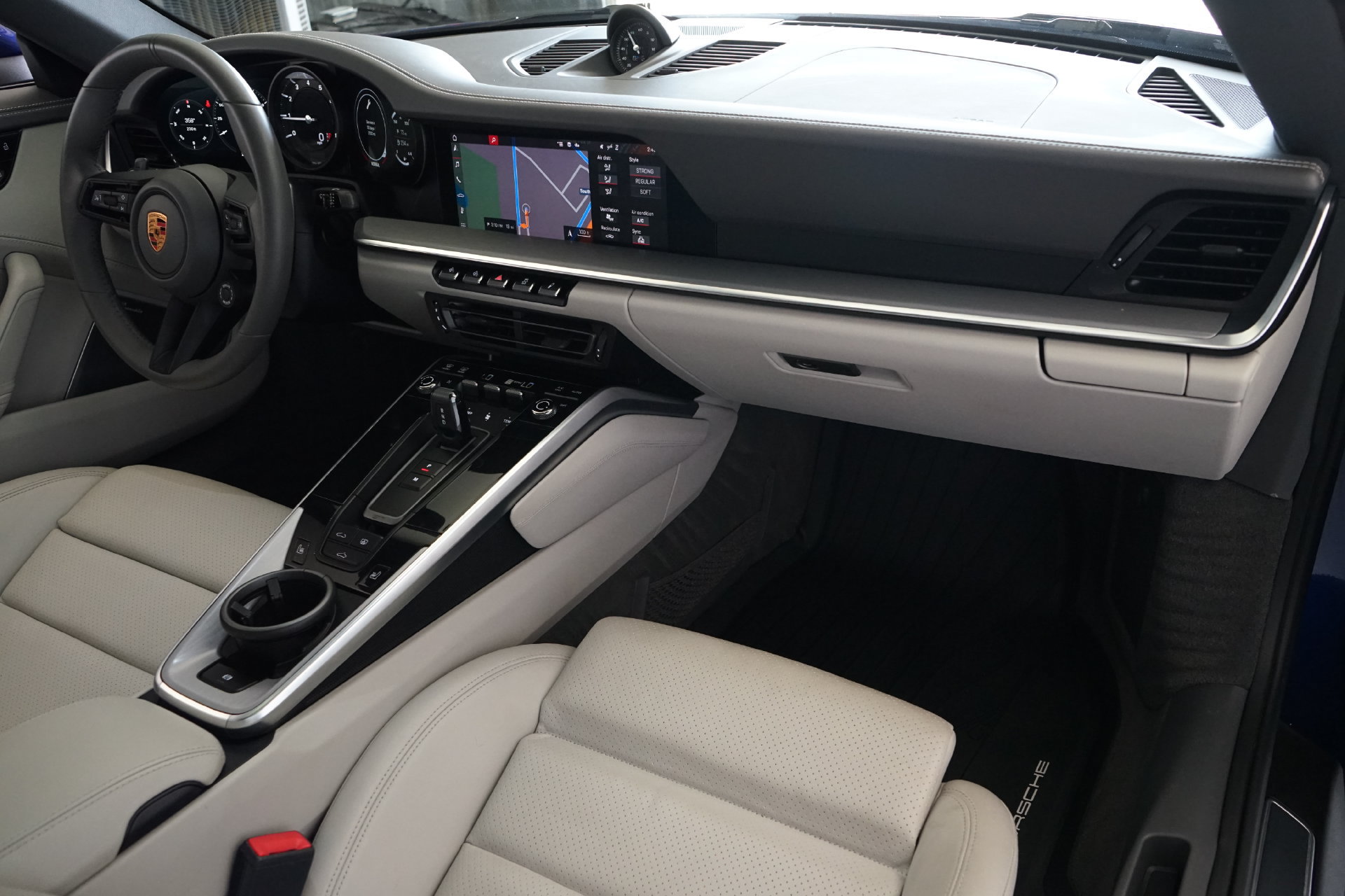 Used 2020 Porsche 911 Carrera S RWD image 12