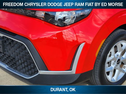 Used 2025 Kia Soul LX w/ LX Technology Package image 6