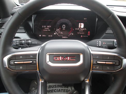 Certified 2025 GMC Acadia Elevation image 14