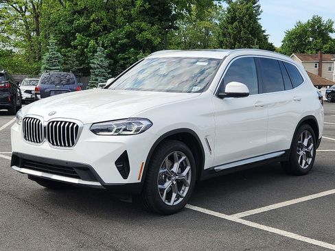 Certified 2023 BMW X3 xDrive30i w/ Premium Package w/ZPA AWD/4WD image 3