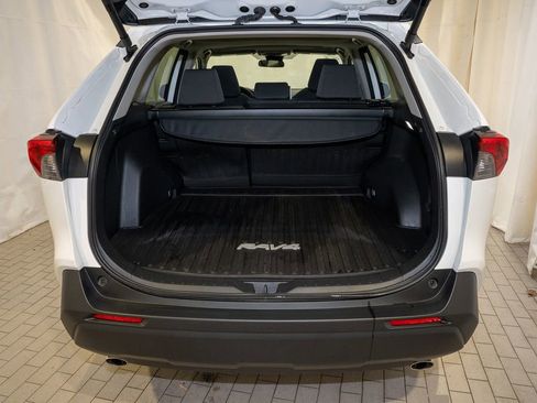 Used 2024 Toyota RAV4 XLE image 6