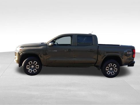 Certified 2023 Chevrolet Colorado Z71 w/ Z71 Convenience Package 2 AWD/4WD image 9