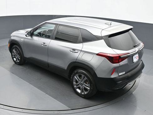 Used 2021 Kia Seltos LX AWD/4WD image 19