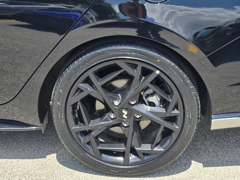 Certified 2025 Hyundai Elantra N Line FWD image 21
