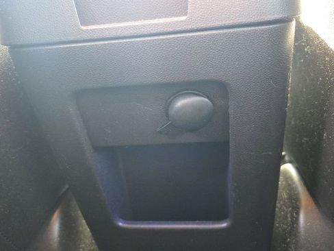 Used 2010 Mercury Mariner Premier image 21