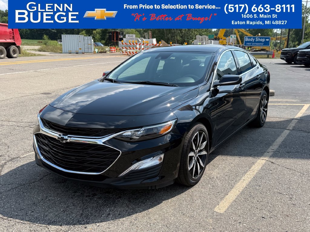 Certified 2024 Chevrolet Malibu RS w/ LPO, Floor Liner Package FWD image 1