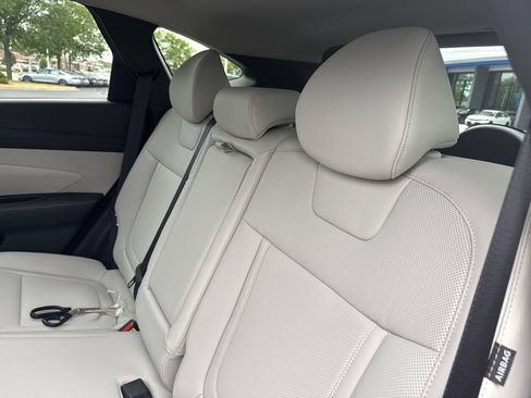 Certified 2025 Hyundai Tucson SEL AWD/4WD image 19