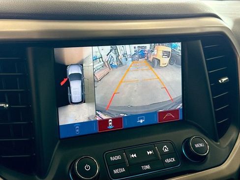 Used 2017 GMC Acadia Denali w/ Technology Package image 15