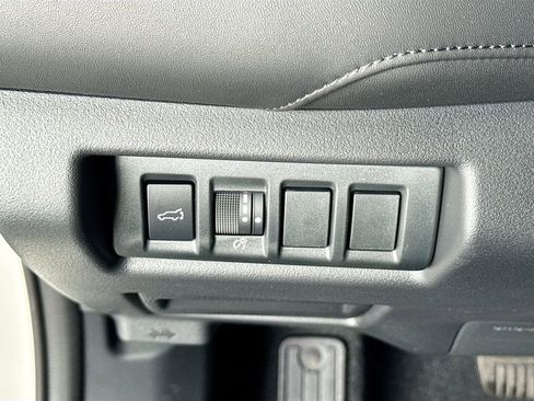 New 2026 Subaru Outback Touring image 6