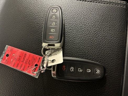 Used 2017 Ford Expedition EL Limited w/ Equipment Group 301A AWD/4WD image 28