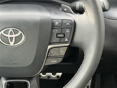 Certified 2025 Toyota Camry SE image 12