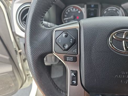 Used 2023 Toyota Tacoma SR5 RWD image 17