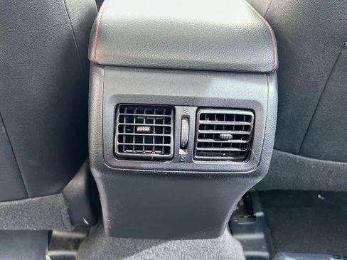 Used 2015 Toyota Camry XSE w/ Advanced Technology Package image 15