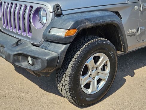 Used 2020 Jeep Wrangler Sport AWD/4WD image 10