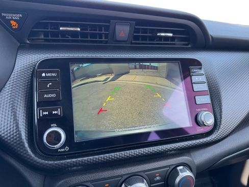 Used 2024 Nissan Kicks SV image 13