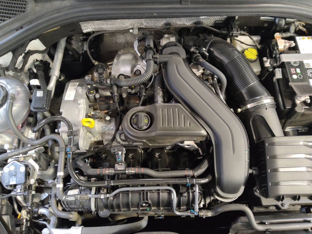 Used 2025 Volkswagen Jetta Sport FWD image 30