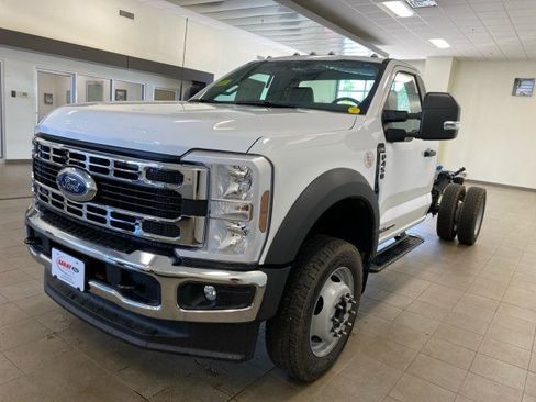 New 2025 Ford F450 XL image 4