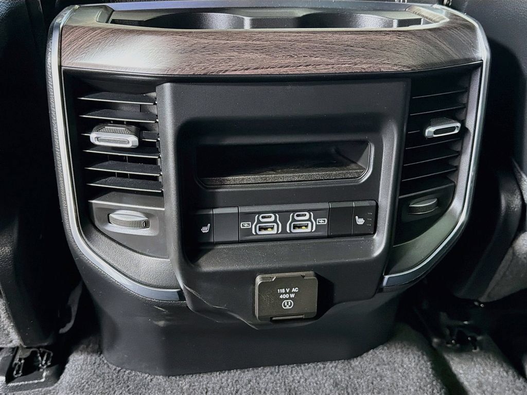 Used 2025 RAM 1500 Laramie w/ Sport Appearance Package AWD/4WD image 27