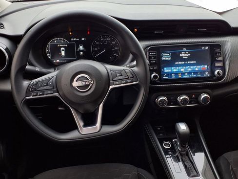 Used 2023 Nissan Kicks SV FWD image 14