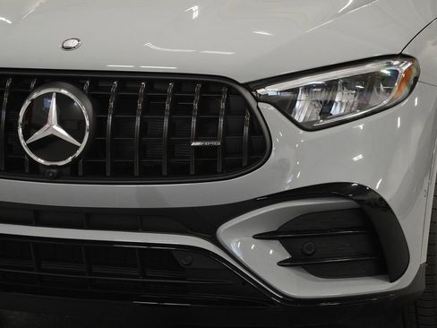 New 2026 Mercedes-Benz GLC 43 AMG 4MATIC Coupe image 9