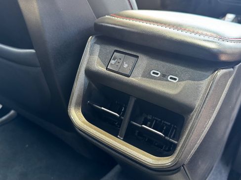 Used 2024 Dodge Charger Daytona Scat Pack w/ Plus Group AWD/4WD image 20