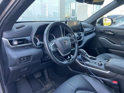 Used 2023 Toyota Highlander XSE image 7