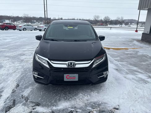 Used 2018 Honda Odyssey Touring image 3