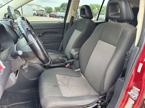 Used 2009 Jeep Compass Sport image 11