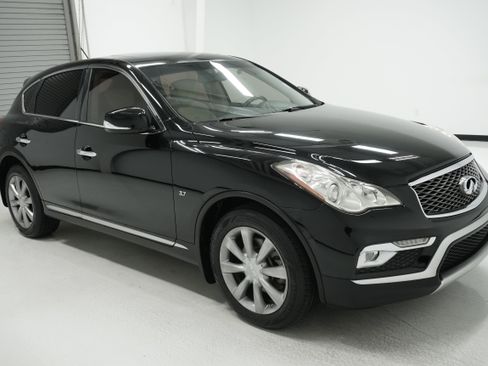 Used 2017 INFINITI QX50 2WD image 3