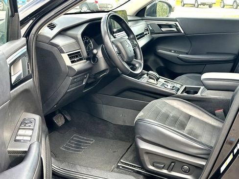 Used 2024 Mitsubishi Outlander SE Black Edition AWD/4WD image 10