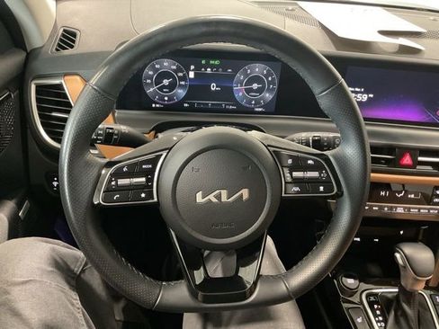 Used 2024 Kia Seltos SX image 13