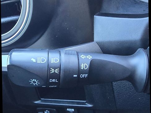 Used 2019 Toyota Tacoma TRD Off-Road image 20