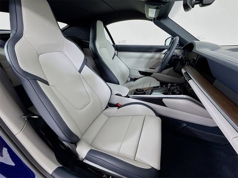 Used 2026 Porsche 911 Carrera 4S image 32