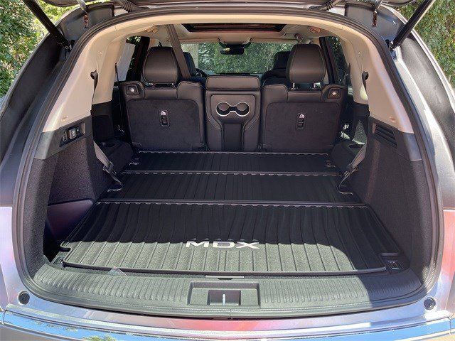 Used 2026 Acura MDX w/ Technology Package FWD image 32
