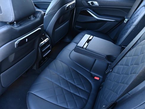 Certified 2025 BMW X5 xDrive40i image 7