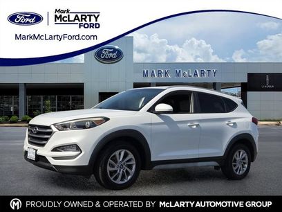 Used 2017 Hyundai Tucson SE w/ SE Popular Package 02
