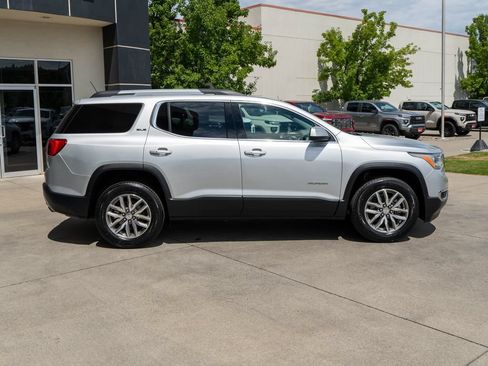 Used 2018 GMC Acadia SLE w/ Driver Alert Package I AWD/4WD image 8