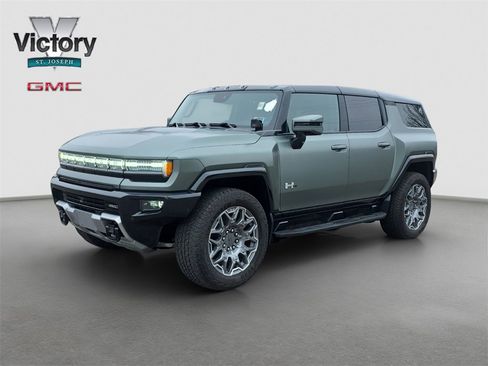 Used 2024 GMC Hummer EV 3X w/ LPO, Illumination Package image 3