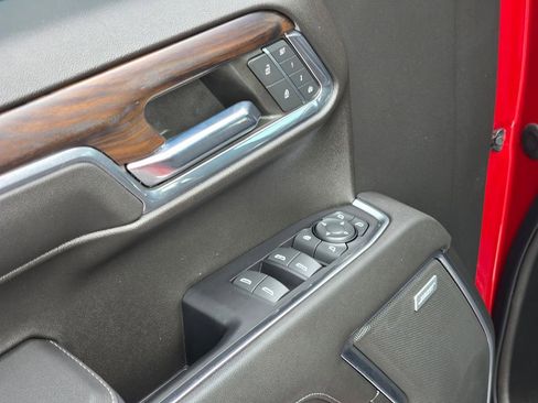 Used 2022 GMC Sierra 1500 SLT w/ SLT Premium Plus Package image 39