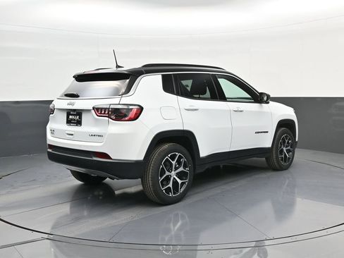 Used 2024 Jeep Compass Limited AWD/4WD image 7