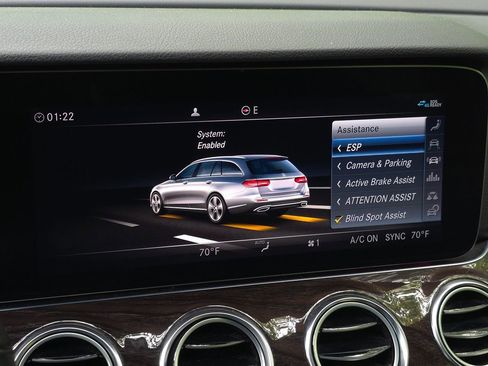 Used 2019 Mercedes-Benz E 450 4MATIC Wagon w/ Premium Package image 40