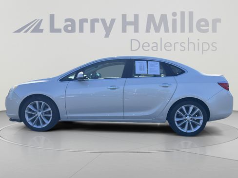 Used 2016 Buick Verano Leather w/ Experience Buick Package FWD image 2
