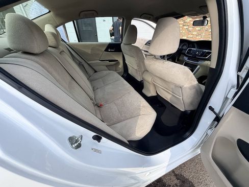 Used 2013 Honda Accord LX image 59