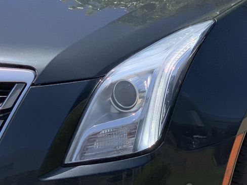 Used 2016 Cadillac XTS Luxury FWD image 6